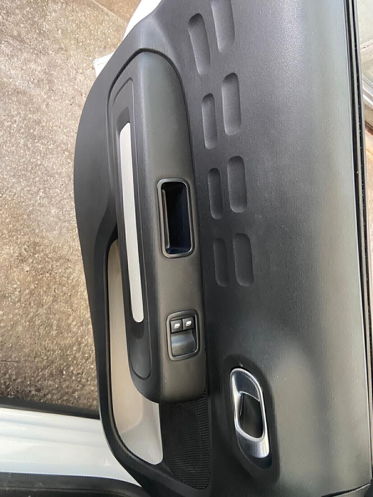 Citroen C3 BlueHDi 100 S&S Shine