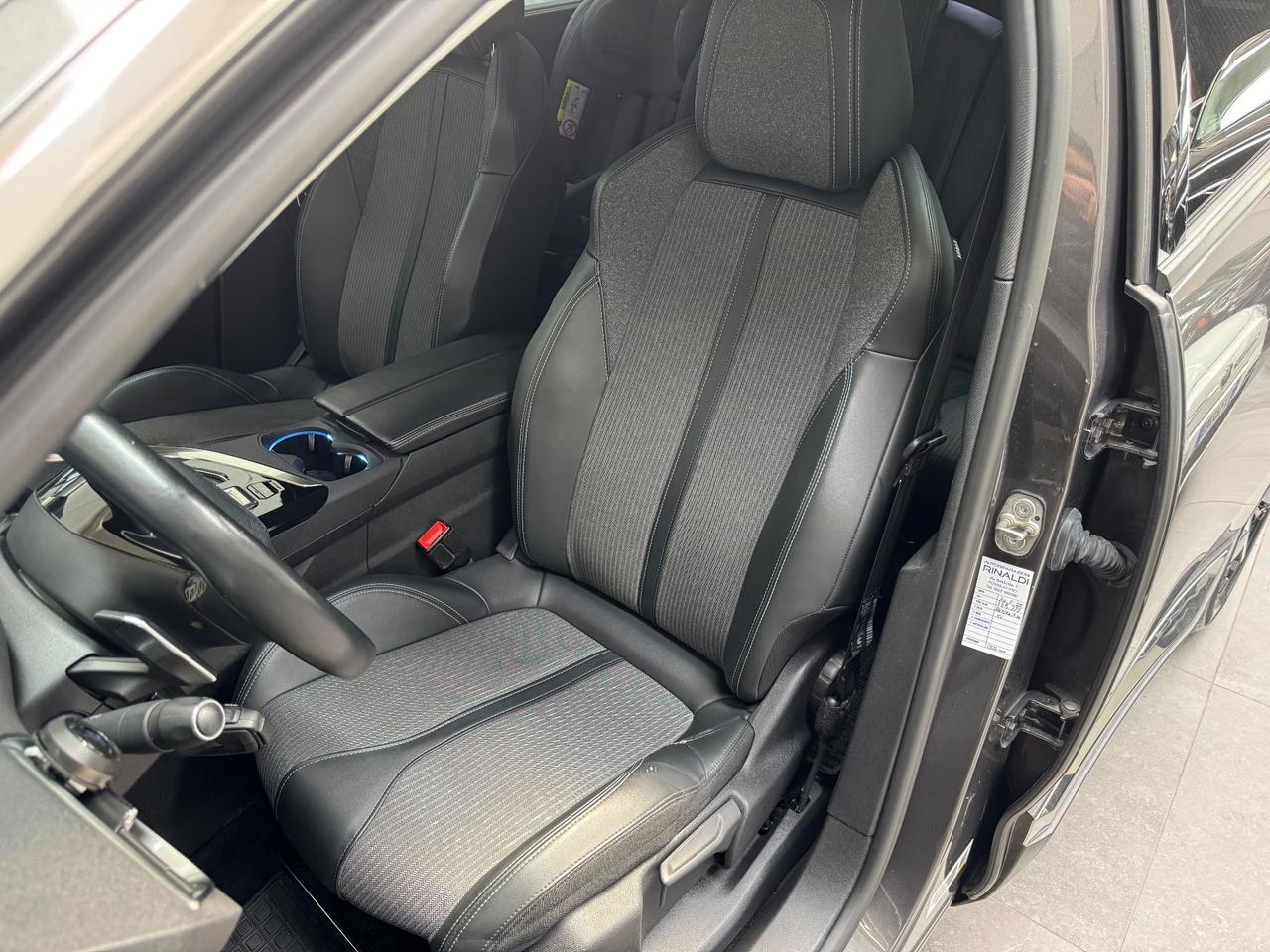 Peugeot 5008 BlueHDi 180 S&S EAT8 Allure Pack