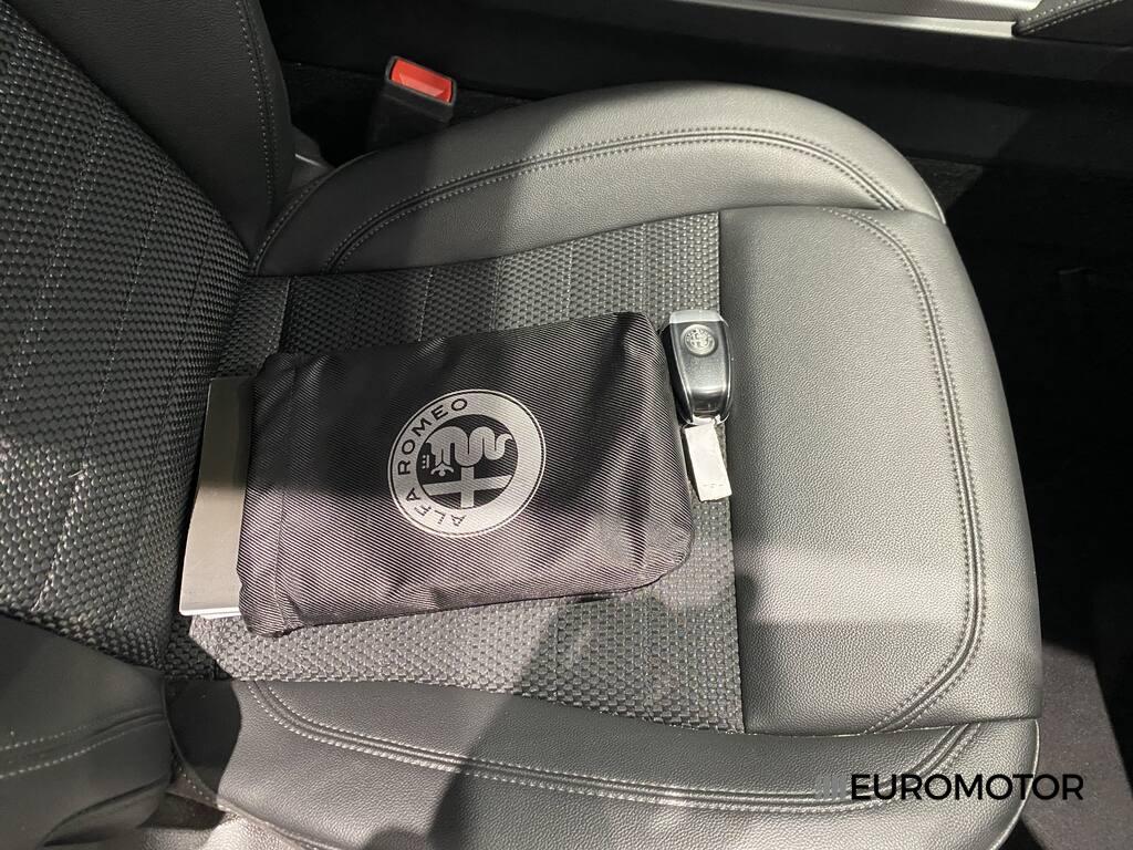 Alfa Romeo Stelvio 2.2 Turbo Sprint RWD AT8