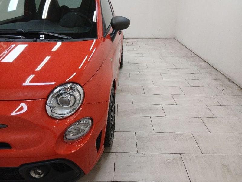 Abarth 695 1.4 t-jet Competizione 180cv