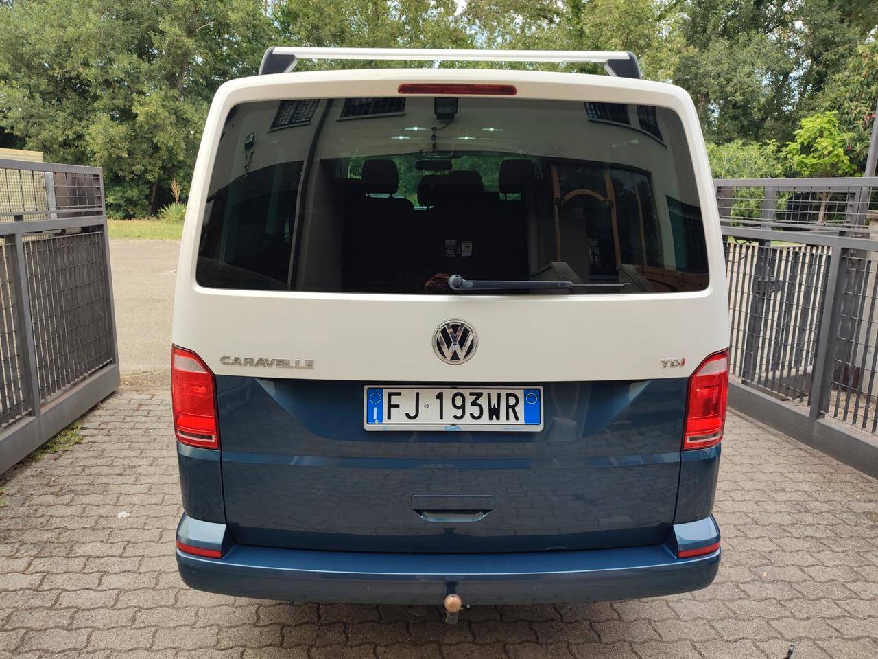 VOLKSWAGEN CARAVELLE 2017 DIESEL EURO6B 6POSTI GANCIO TRAINO