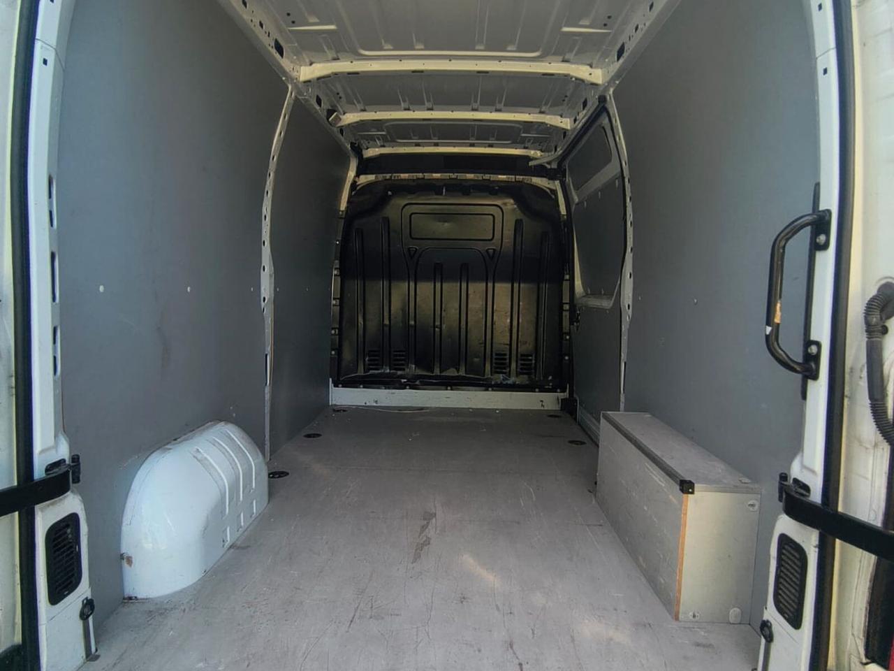 Renault Master T33 2.3 dci 135cv L2H2 Ice Plus
