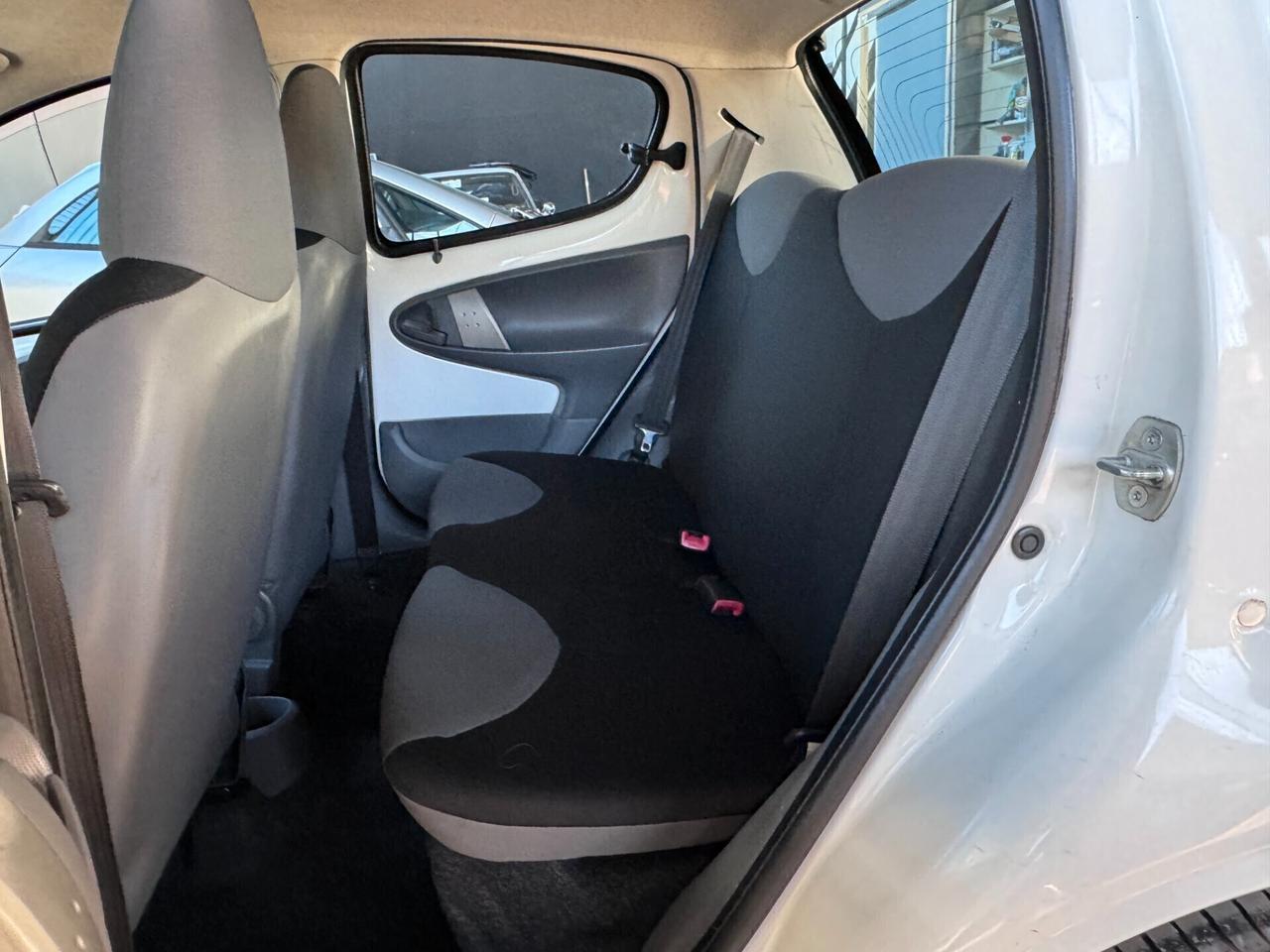 Citroen C1 1.0 5 porte airdream Ok Neopatentati
