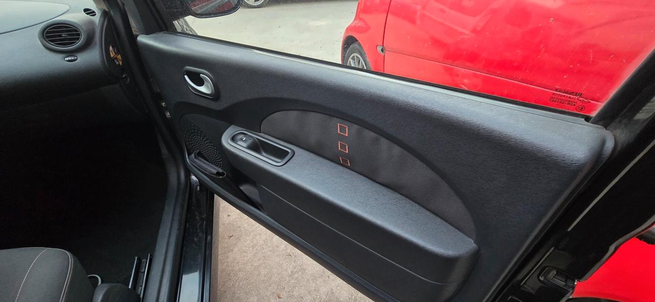 Renault Twingo 1.2 16V TCE Dynamique