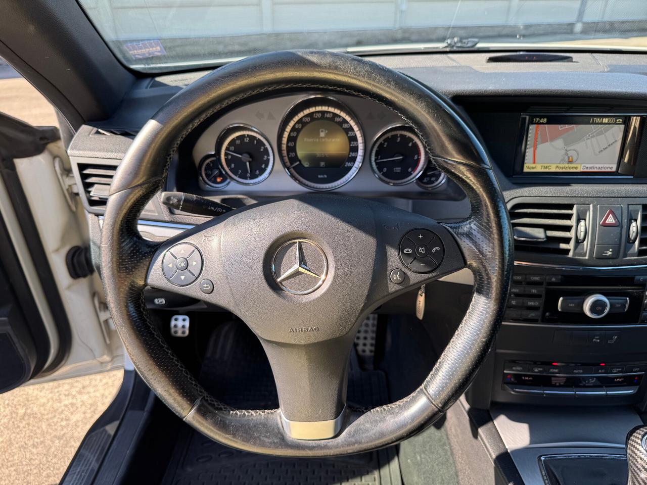 Mercedes-benz E 220 CDI Cabrio BlueEFFICIENCY Avantgarde