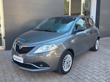 Lancia Ypsilon 1.2 Silver 17.000 KM