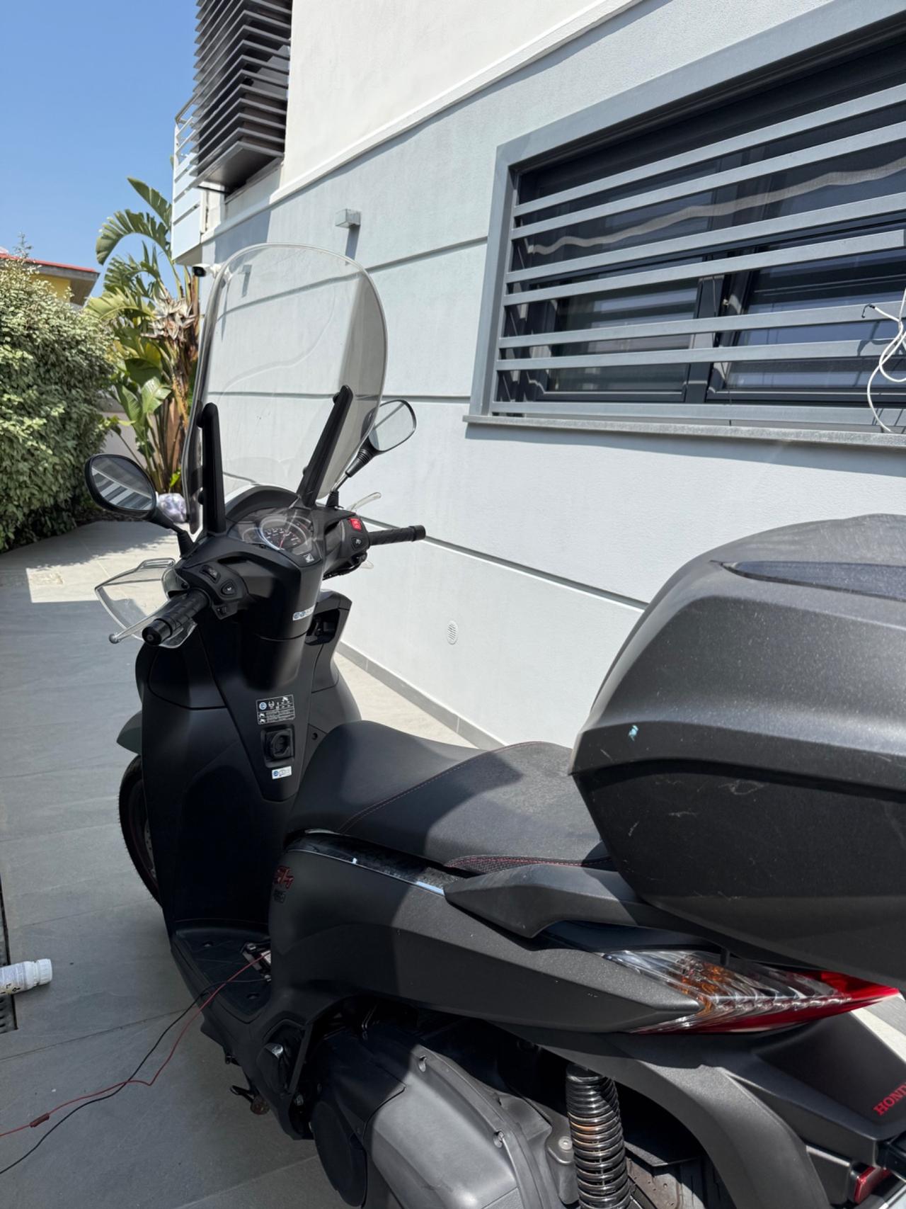 Honda SH 300 i Sport - OPACO ORIGINALE