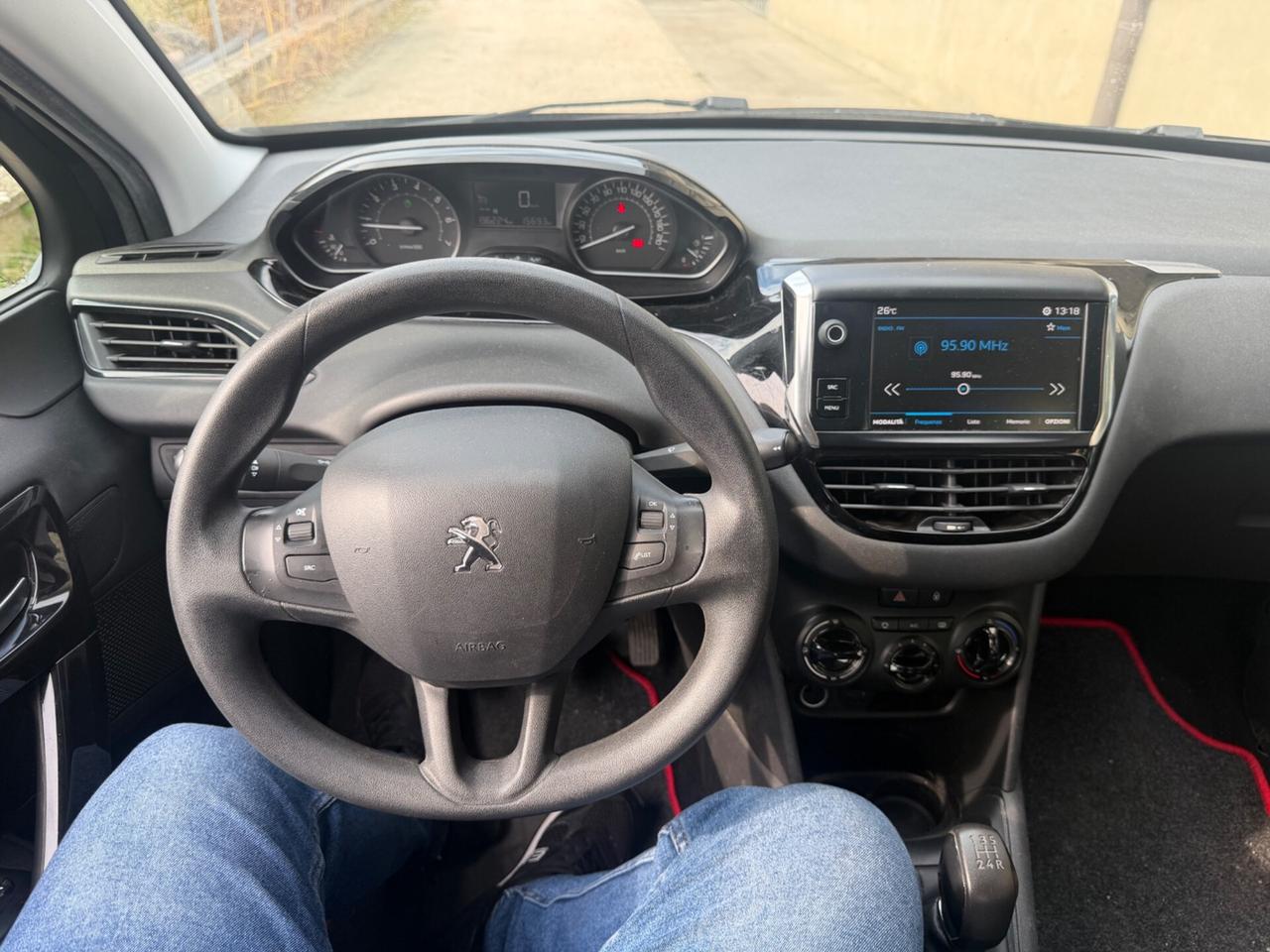 Peugeot 208 allure Garanzia 12 MESI