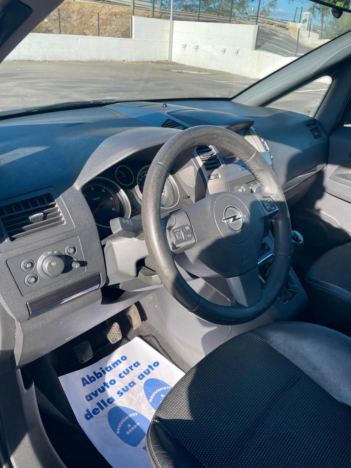 Opel Zafira 1.9 16V CDTI 150CV Cosmo
