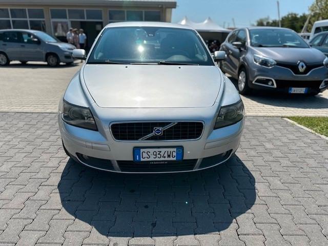 Volvo S40 2.0 D cat Momentum