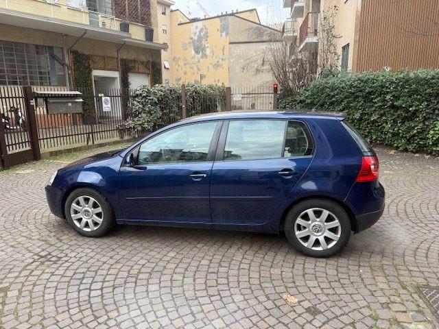 VOLKSWAGEN Golf 2.0 16V FSI 5p. Sportline TETTO APRIBILE