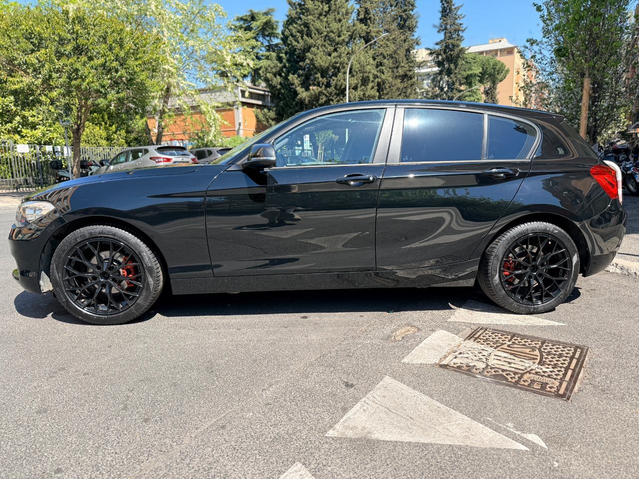 Bmw Serie 1 116d 116cv Euro 6 ALL BLACK