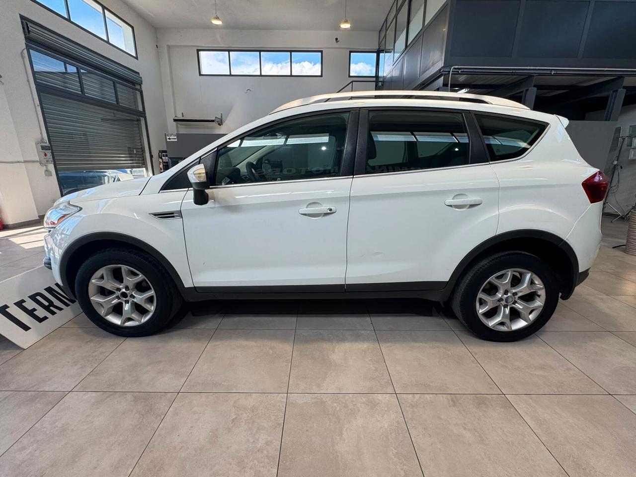 Ford Kuga Kuga+ 2.0 TDCi 140 CV 2WD DPF