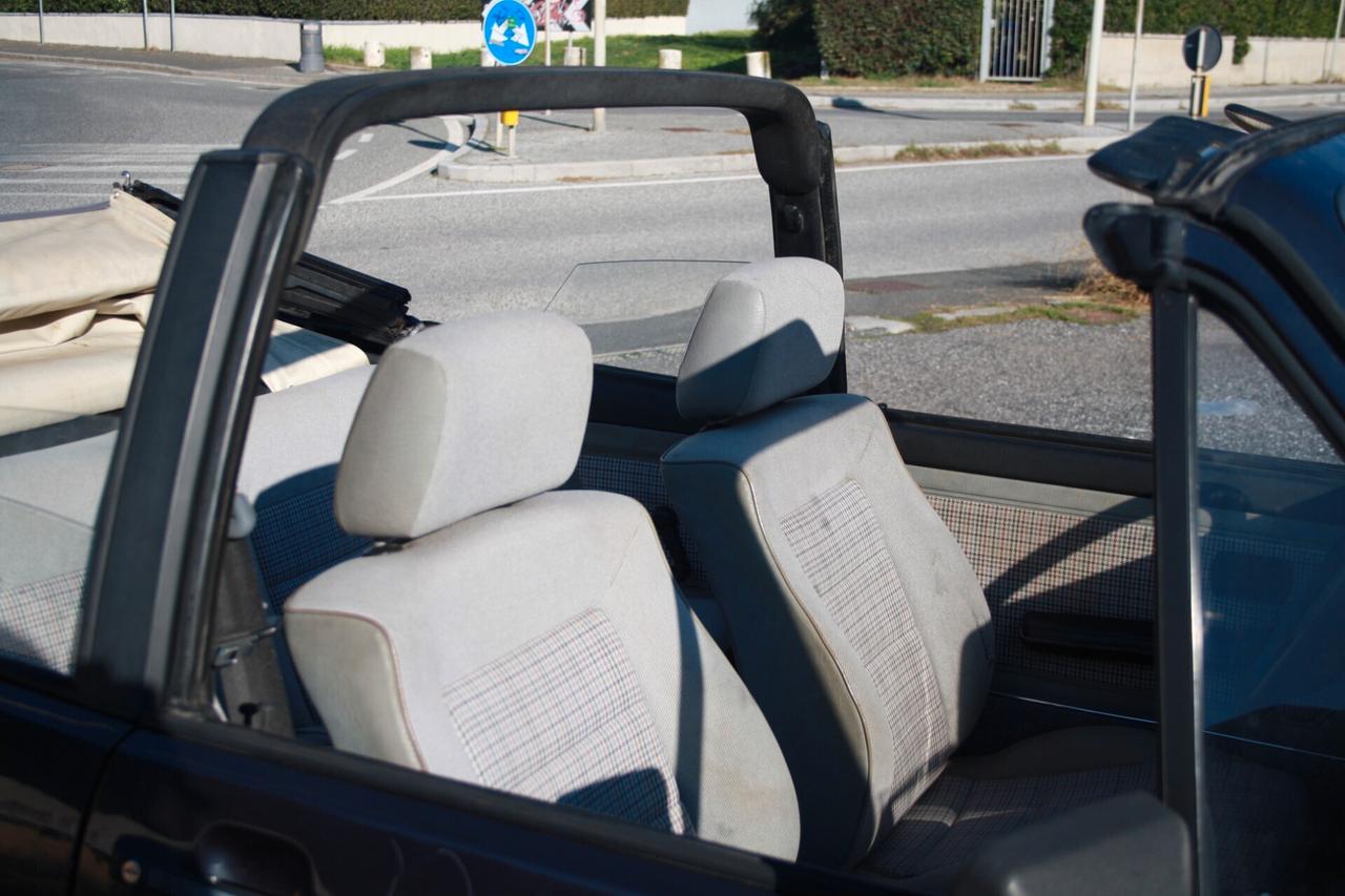 Volkswagen Golf II Serie Karmann