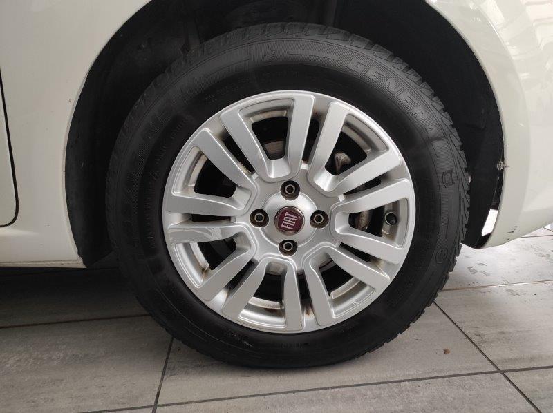 FIAT Punto 4ª serie - Punto 1.2 8V 5 porte Lounge