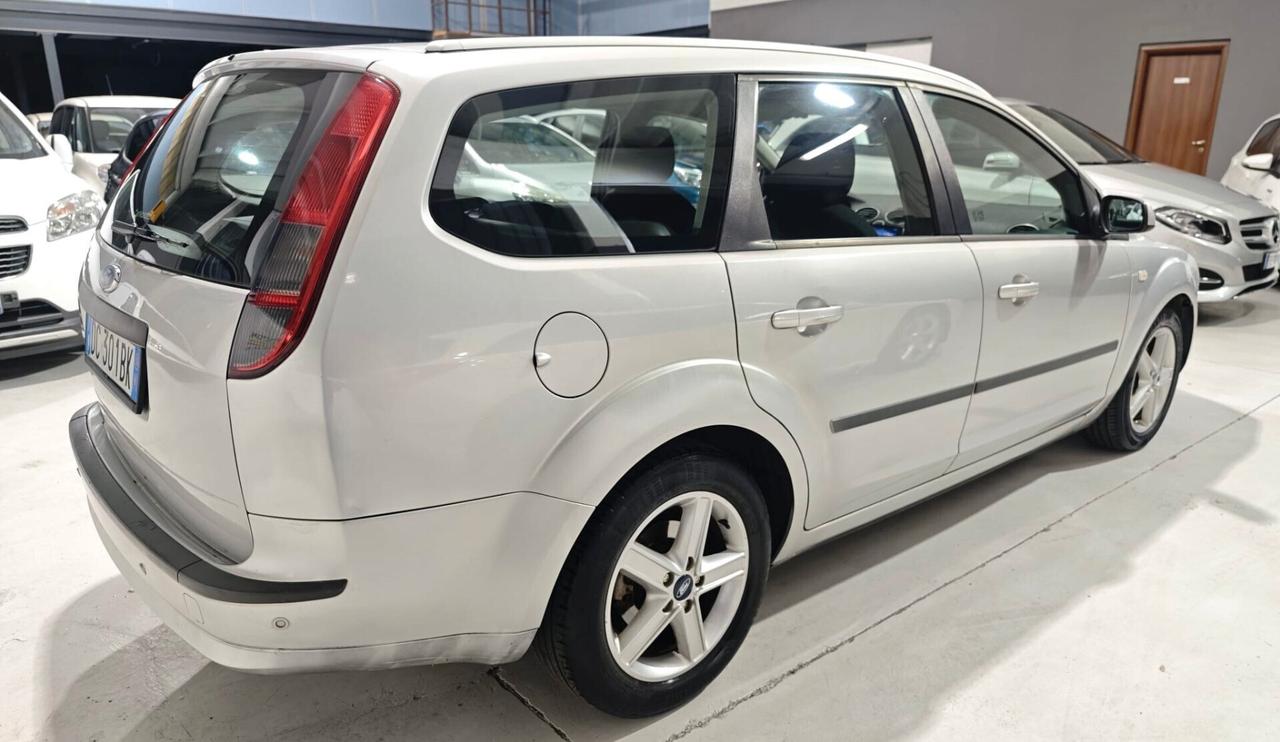 Ford Focus Benzina Neopatentati Bluetooth Apple CarPlay