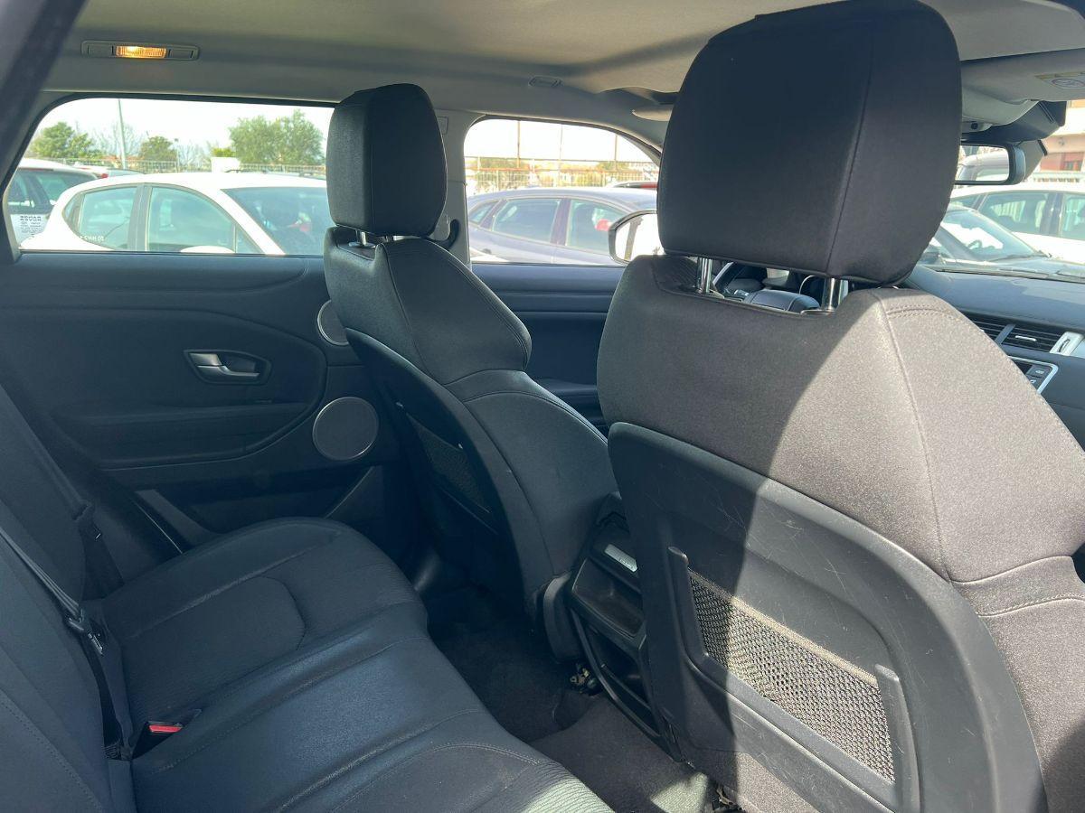 LAND ROVER - Range Rover Evoque - 2.0 TD4 5p. Pure