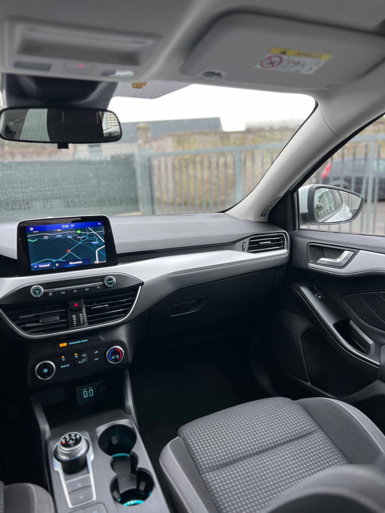 Ford Focus 1.5 d 120 CV automatico SW ST-Line ANCHE NEOPATENTATI