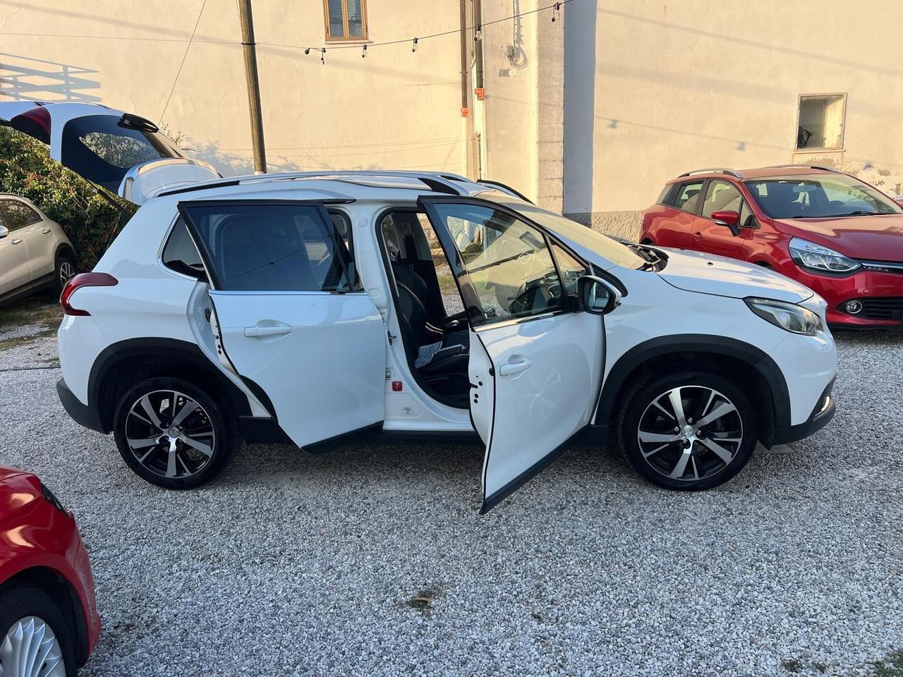 Peugeot 2008 BlueHDi 120 S&S Crossway