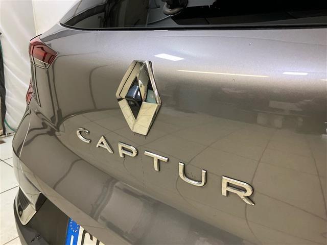 RENAULT Captur 1.6 E-Tech hybrid Techno Fast Track 145cv auto