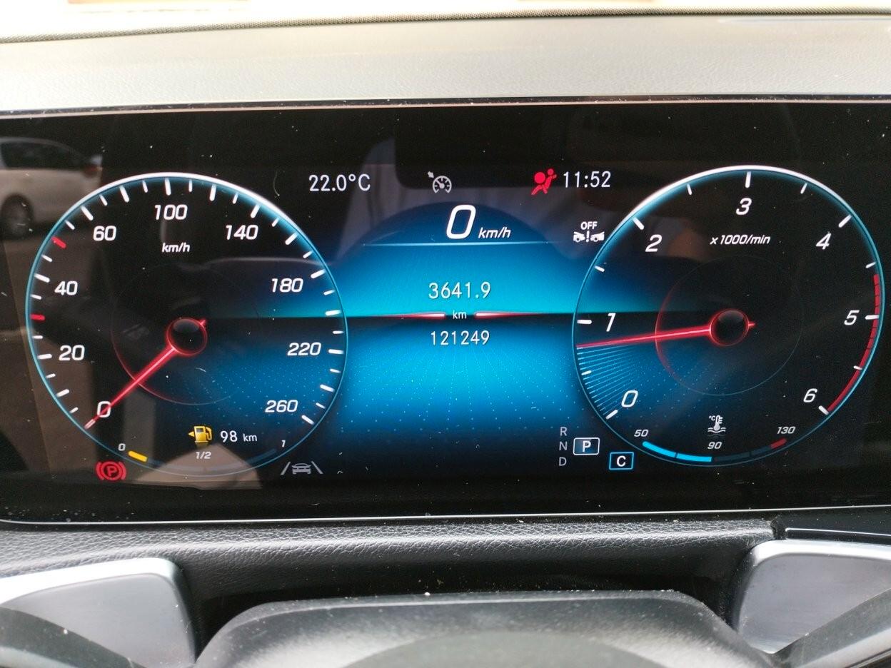 Mercedes-Benz GLB 200 d Premium auto 7 POSTI - IVA ESPOSTA