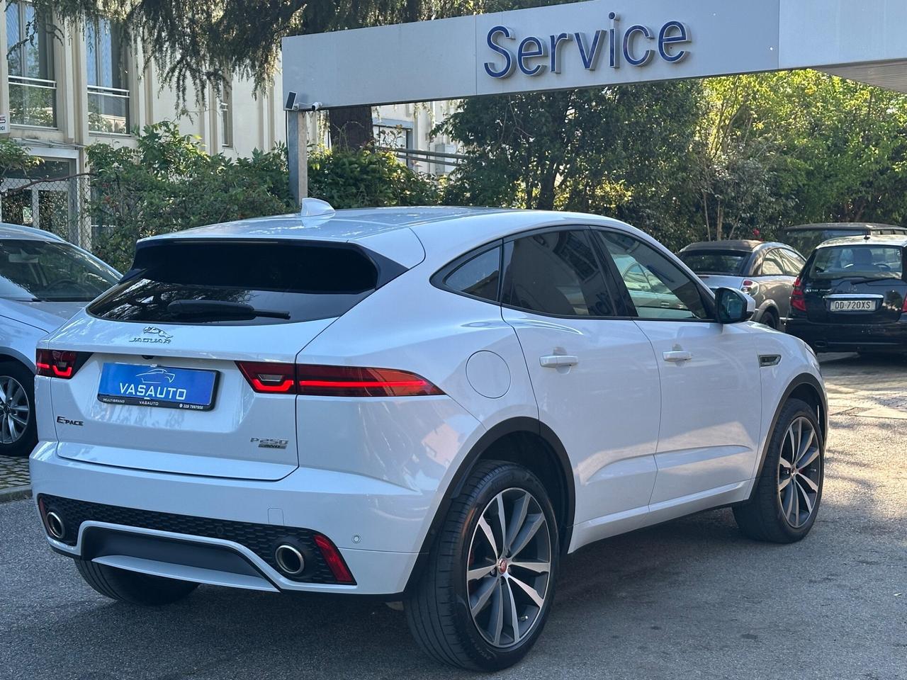 Jaguar E-Pace 2.0 249 CV AWD aut. First Edition