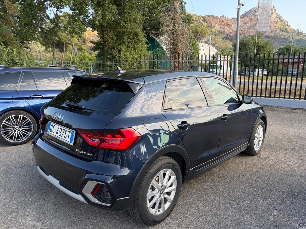 Audi A1 citycarver 30 TFSI Identity Contrast