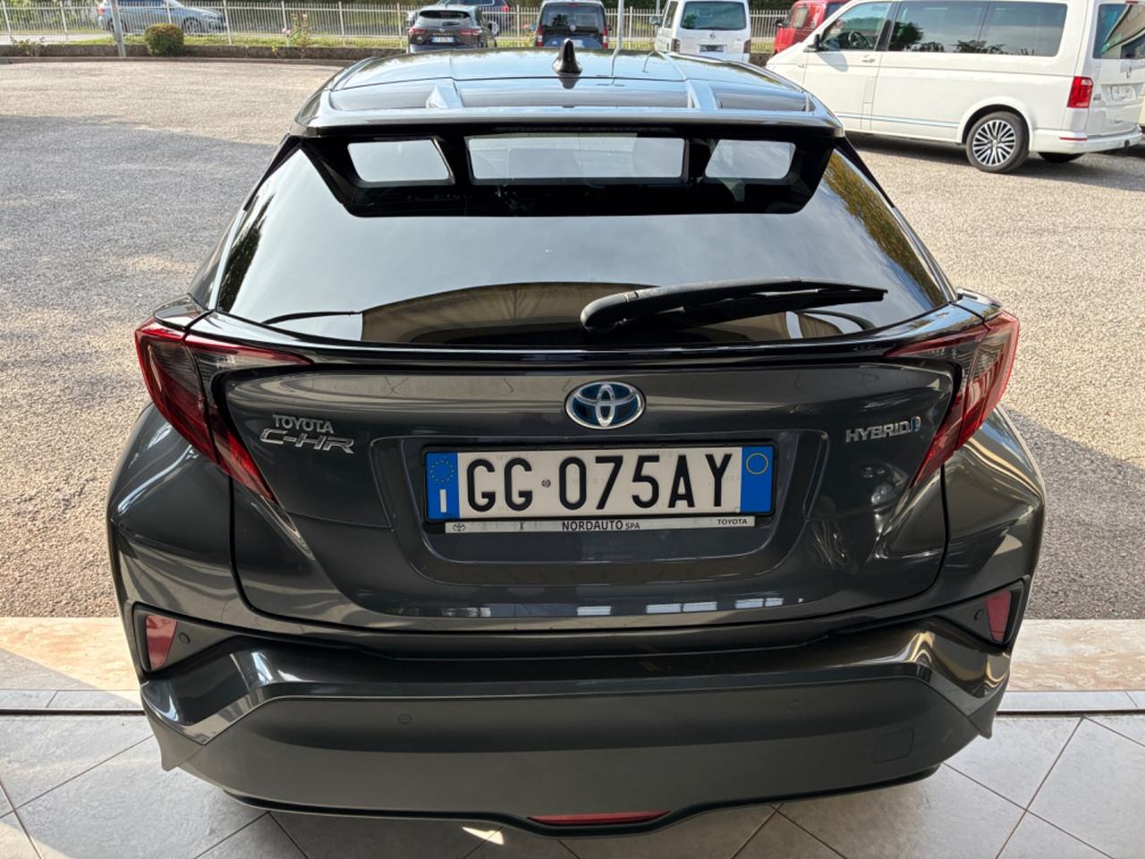 Toyota C-HR 1.8 Hybrid E-CVT Lounge