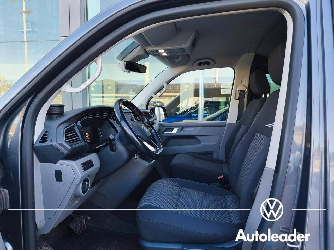Transporter T6.1 2.0 TDI 204CV DSG 4Motion N1 Autocarro 5 posti