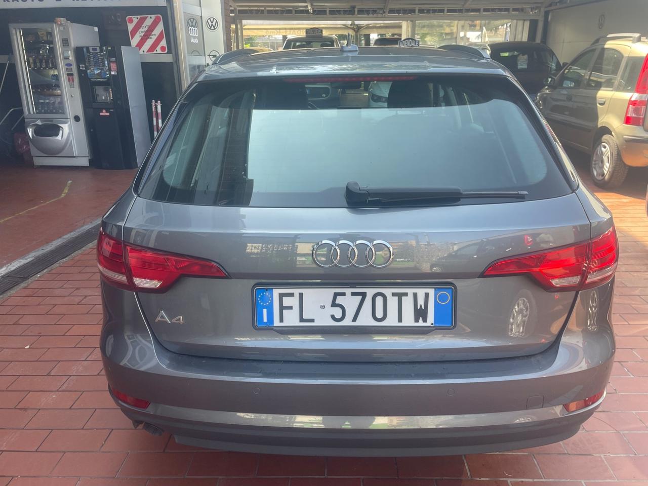 Audi A4 2.0 TDI 150 CV ultra Sport