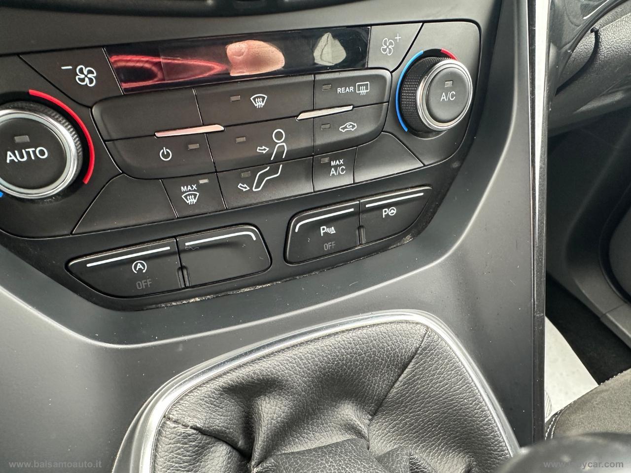 FORD Kuga 1.5 TDCI 120 CV S&S 2WD ST-Line