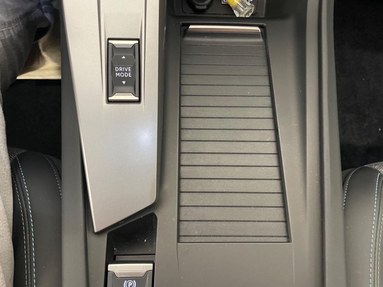 Peugeot 408 PureTech 130 S&S EAT8 Allure km 8.000