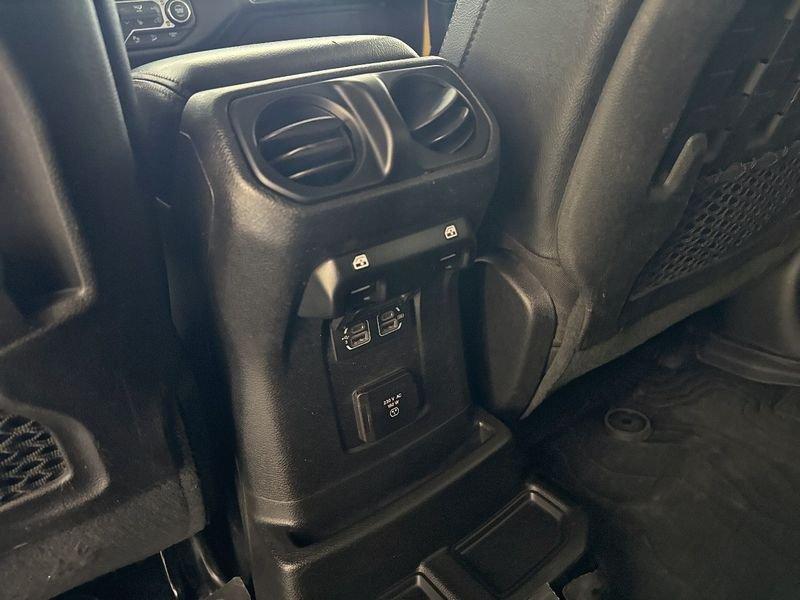 Jeep Wrangler 2.0T Unlimited Rubicon Auto 4WD