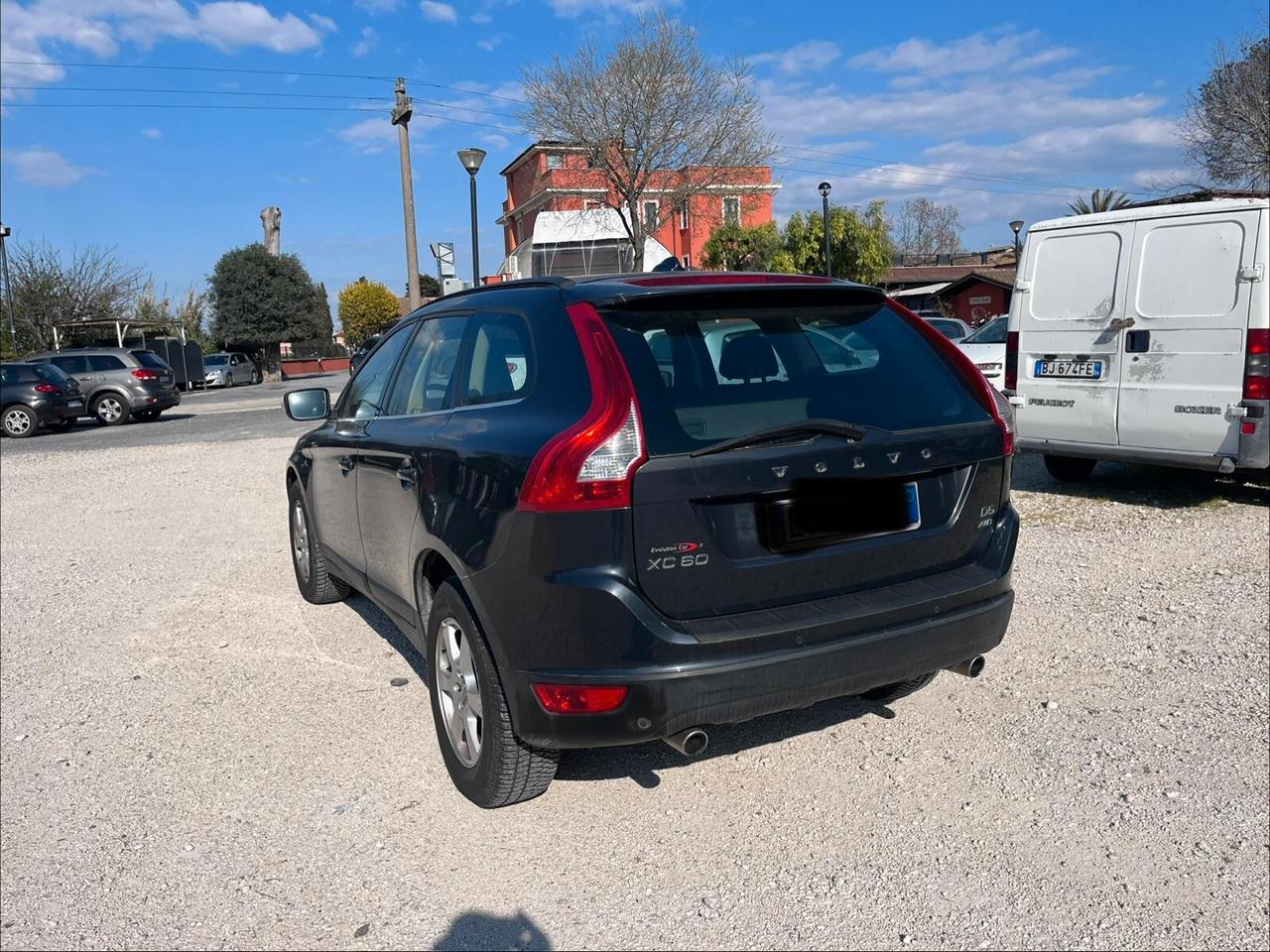 Volvo XC 60 XC60 D5 AWD Geartronic Summum