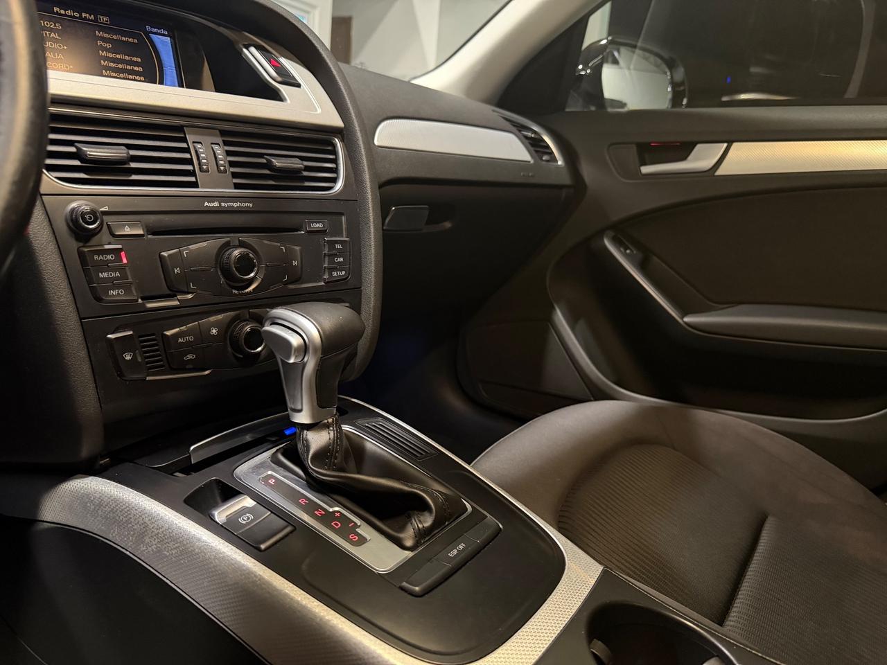 Audi A4 2.0 TDI 143CV S-Line 2011