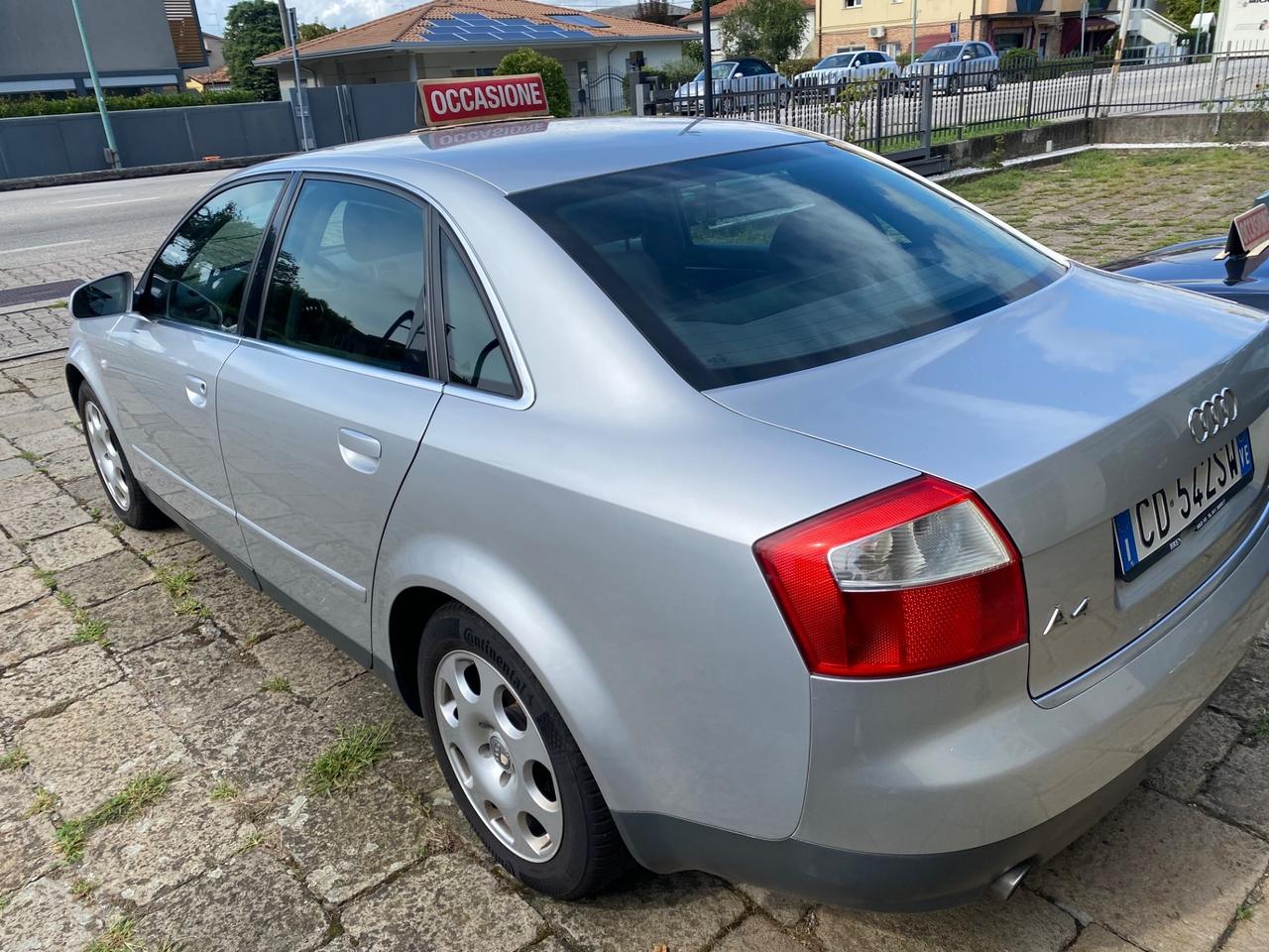 Audi A4 1.6 cat