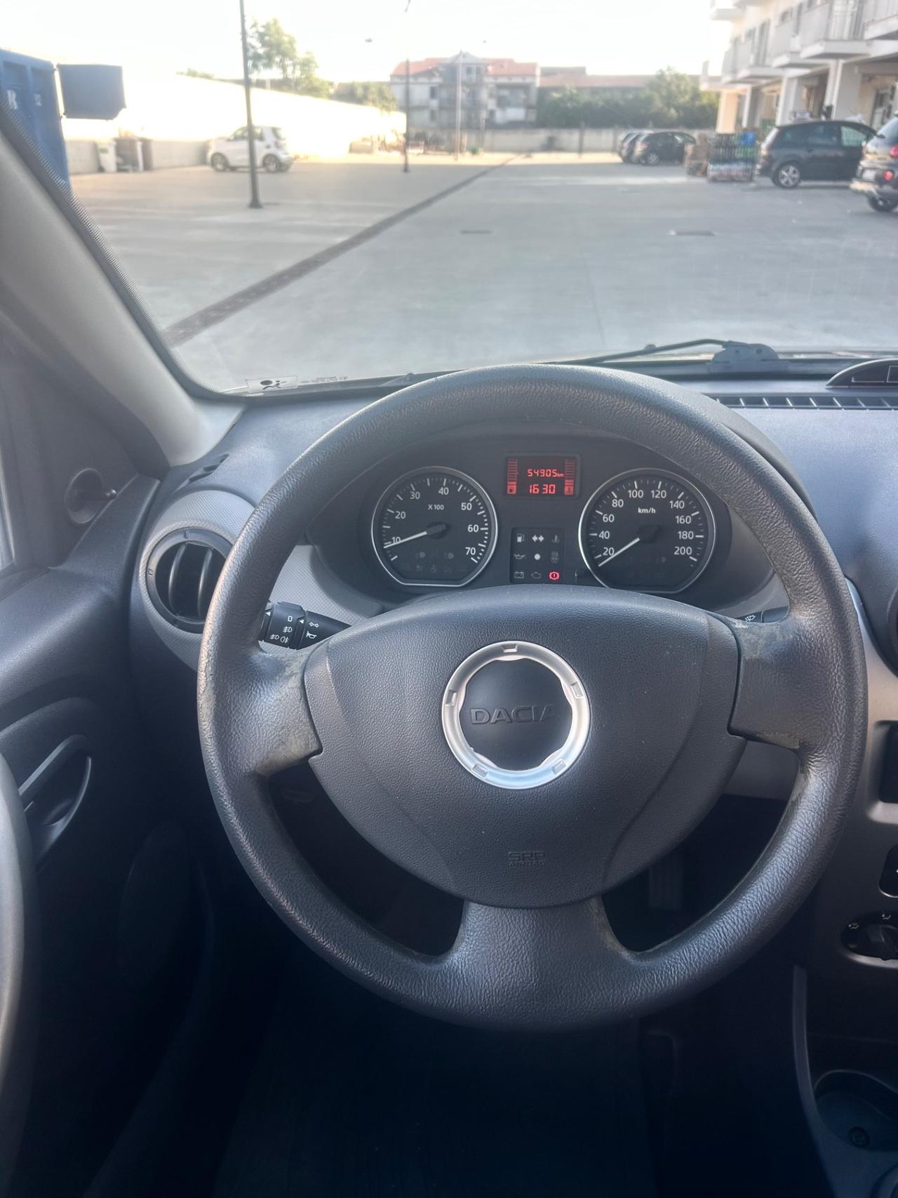 Dacia Sandero 1.2 16V Blackline