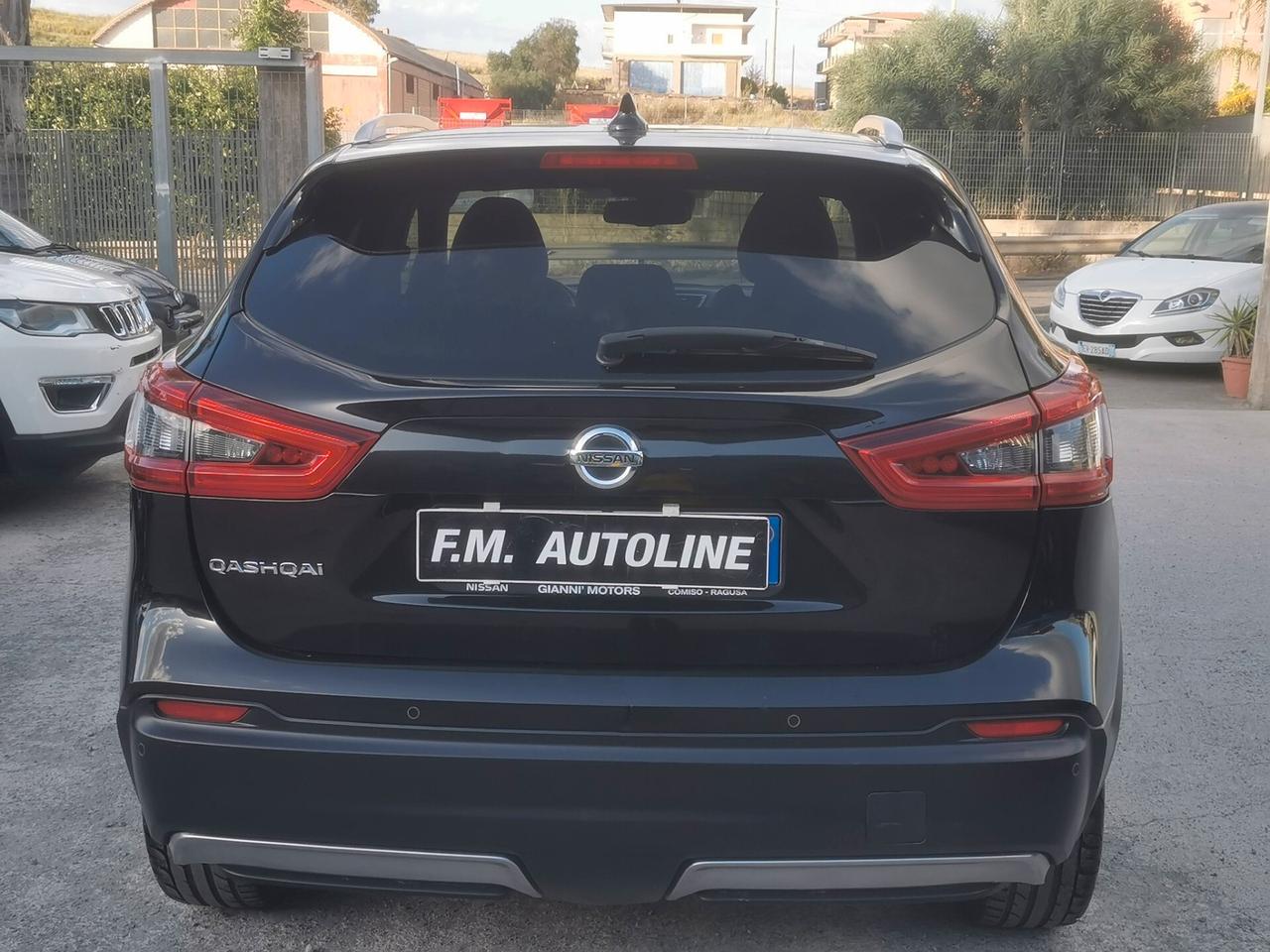 Nissan Qashai 1.6 dci 2WD Visia 130cv full optinal 2017
