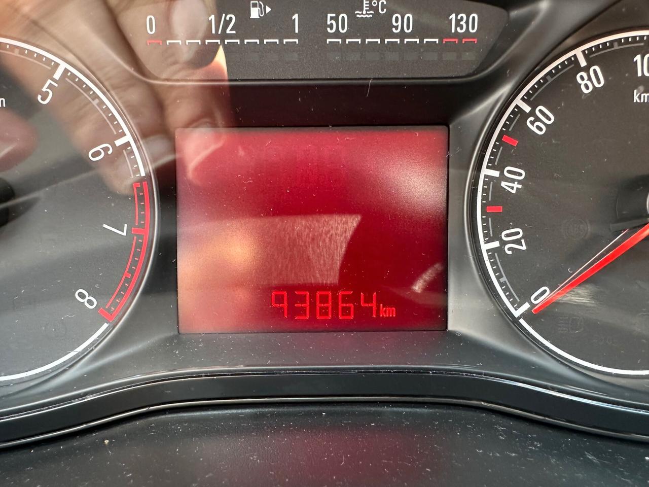 Opel Corsa 1.2 Coupé b-Color