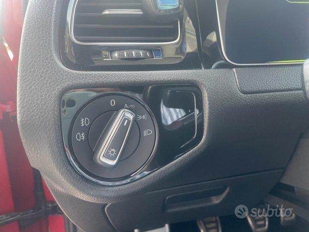 Volkswagen Golf GTI Performance 2.0 245 CV TSI DSG