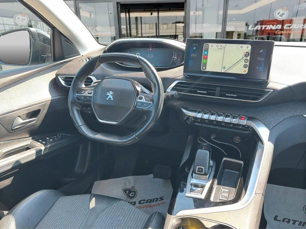 Peugeot 3008 II 1.5 bluehdi Allure Pack 130cv AUTOMATICA e CarPlay