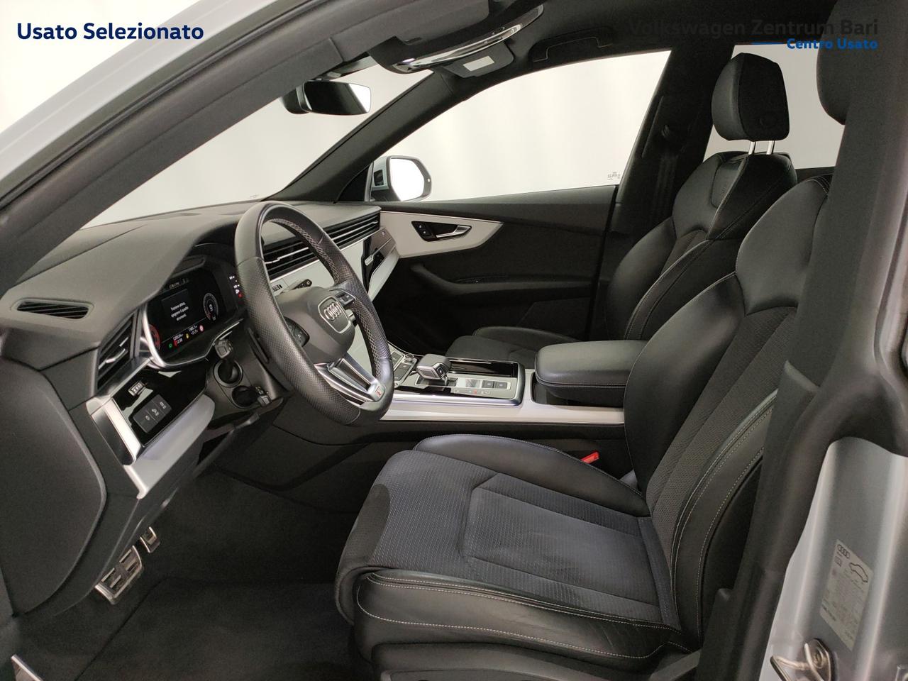 Audi Q8 50 3.0 tdi mhev quattro tiptronic