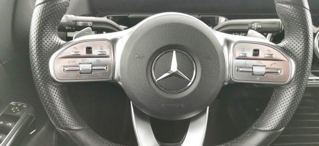 MERCEDES-BENZ GLA 200 d Automatic Premium