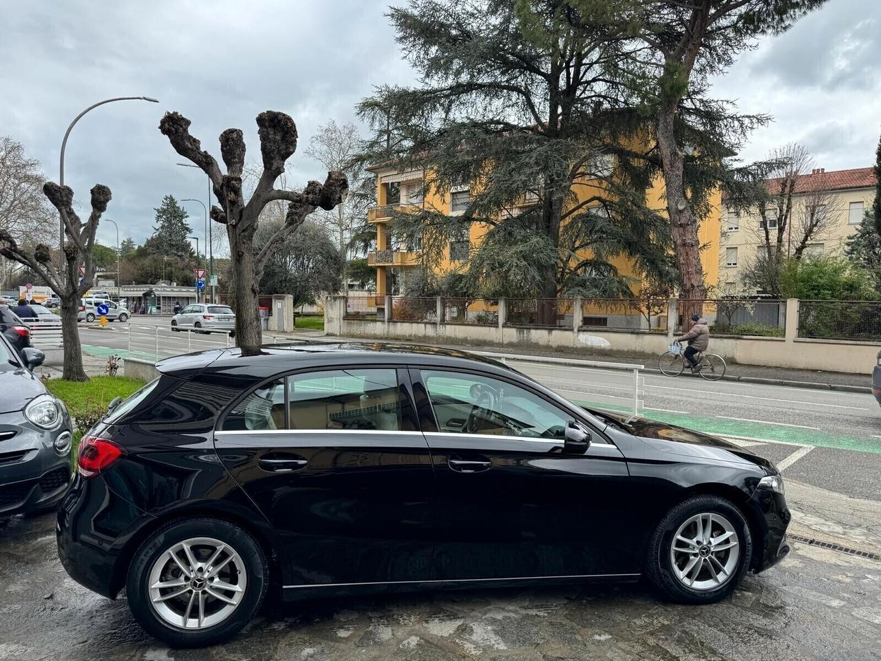 MB CLASSE A 180D AUTOMATIC BUSINESS NAVI