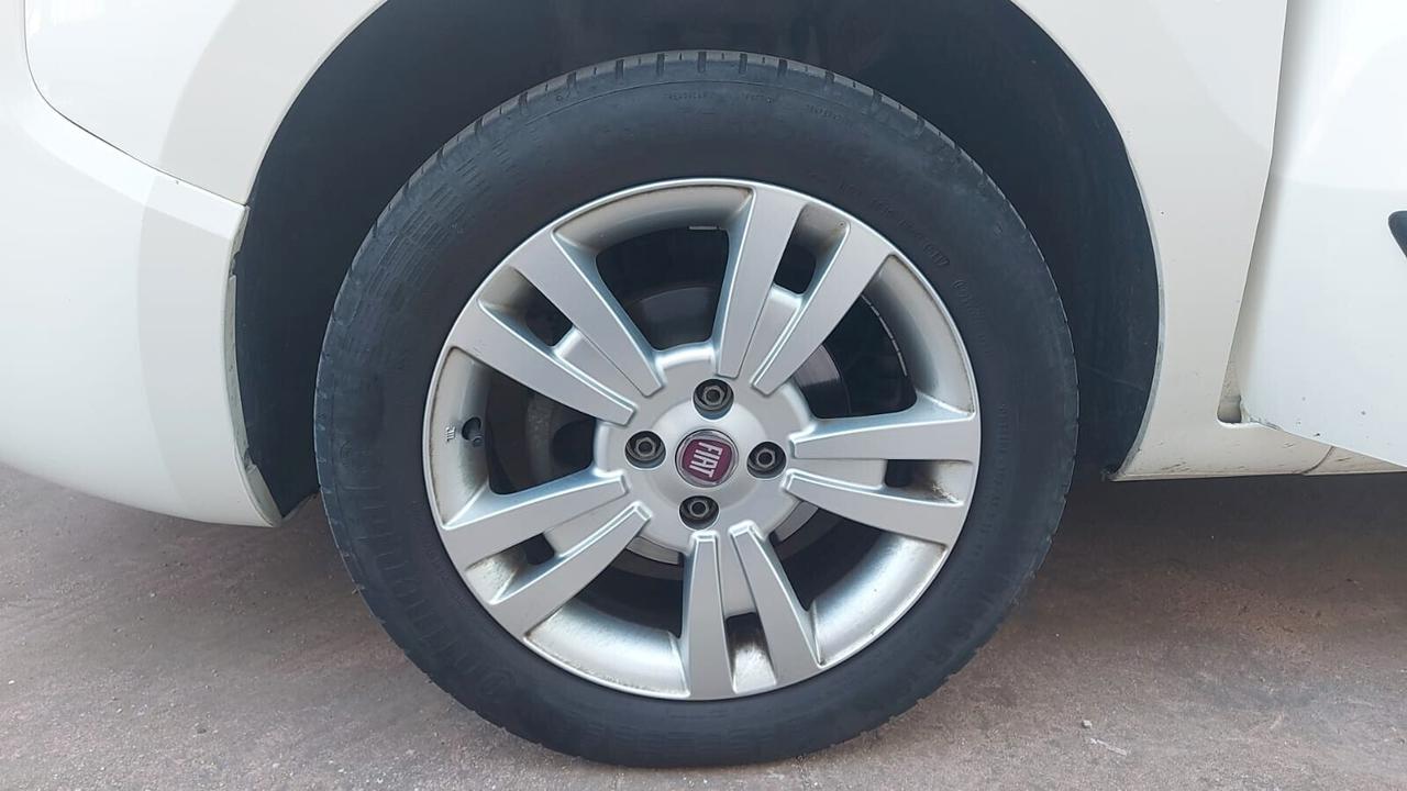 Fiat Qubo 1.4 8V 77 cv. Lounge *65000 Km