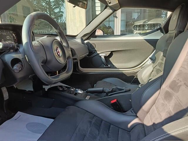 Alfa Romeo 4C COUPE' LAUNCH EDITION 353/500, TAGLIANDATA, KIT ACCESSORI COMPLETO