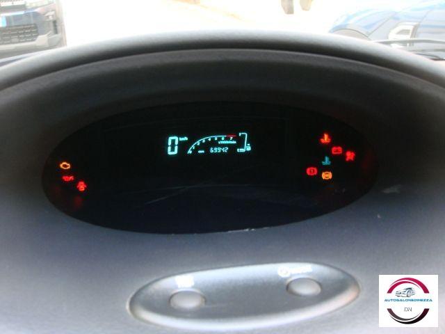 TOYOTA - Yaris - 16V 5 porte Expo Clima