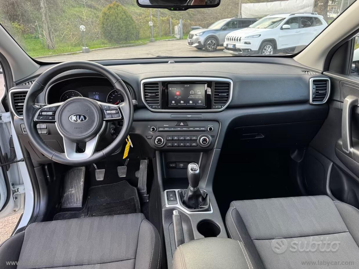 Sportage 1.6 CRDI 115 2WD M.Hyb. Bus.Cl.