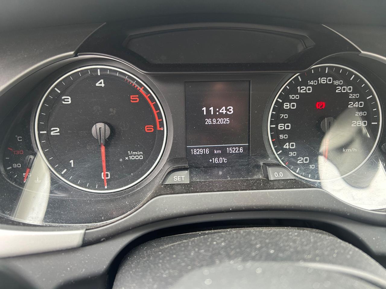 Audi A4 3.0 V6 TDI quattro S-Tronic