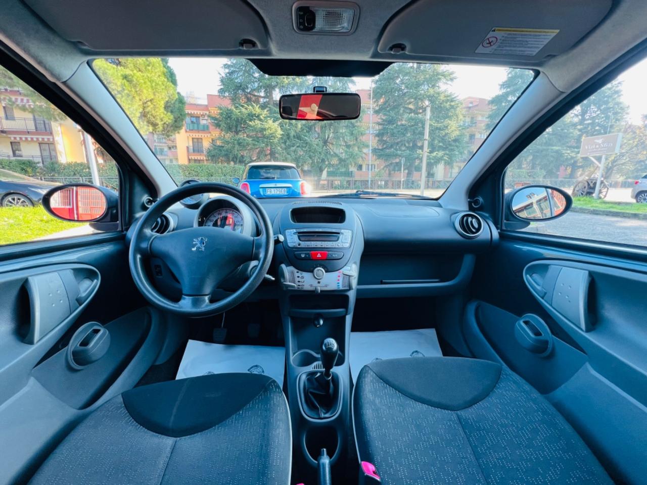 Peugeot 107 1.0 68CV 5p. Sweet Years